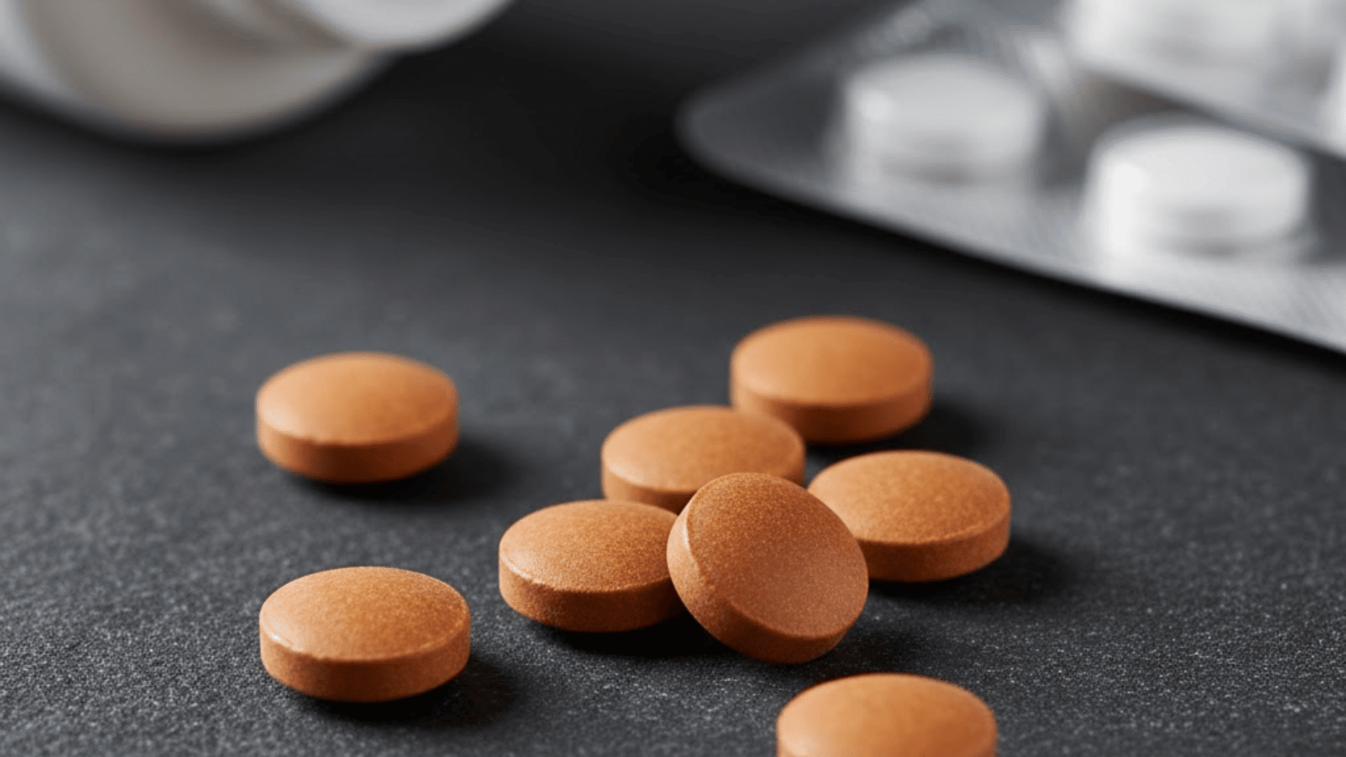 how long does mirtazapine stay in your system