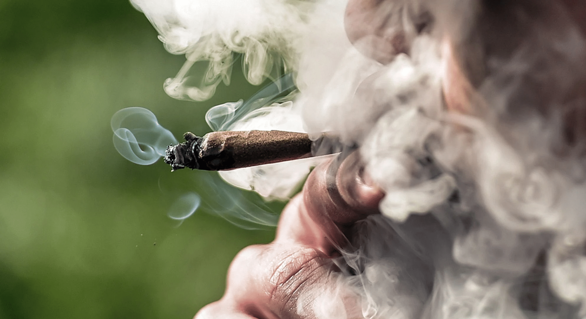 how the smell changes when you smoke it