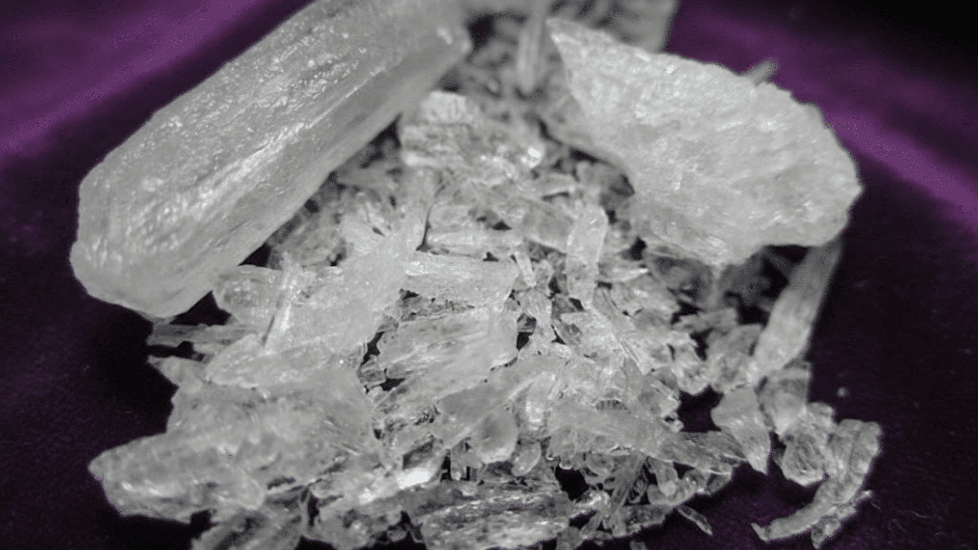 what does meth look like